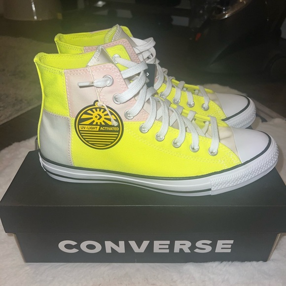 converse uv high top